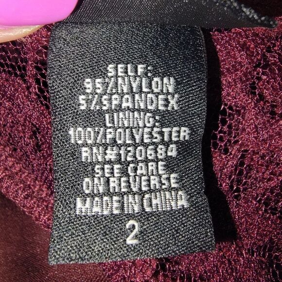 Torrid Burgundy Lace Peplum tank top size 2/2x - Picture 5 of 6